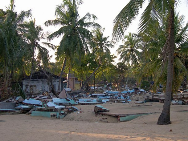 Zerstörte Häuser in Sri Lanka