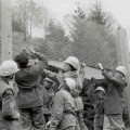 THW Jugend Bremen beseitigt DDR Grenzzaun